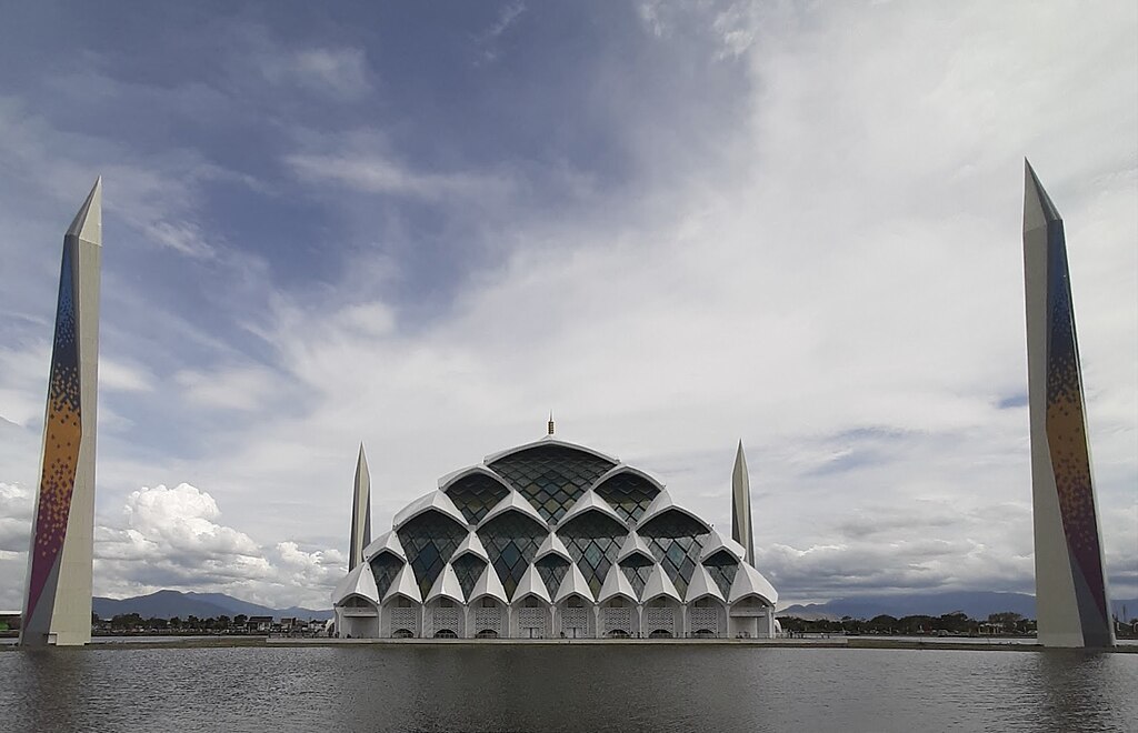 Al Jabbar Mosque | Foto: Wikipedia | Lyonerov | Berlisensi CC BY 4.0