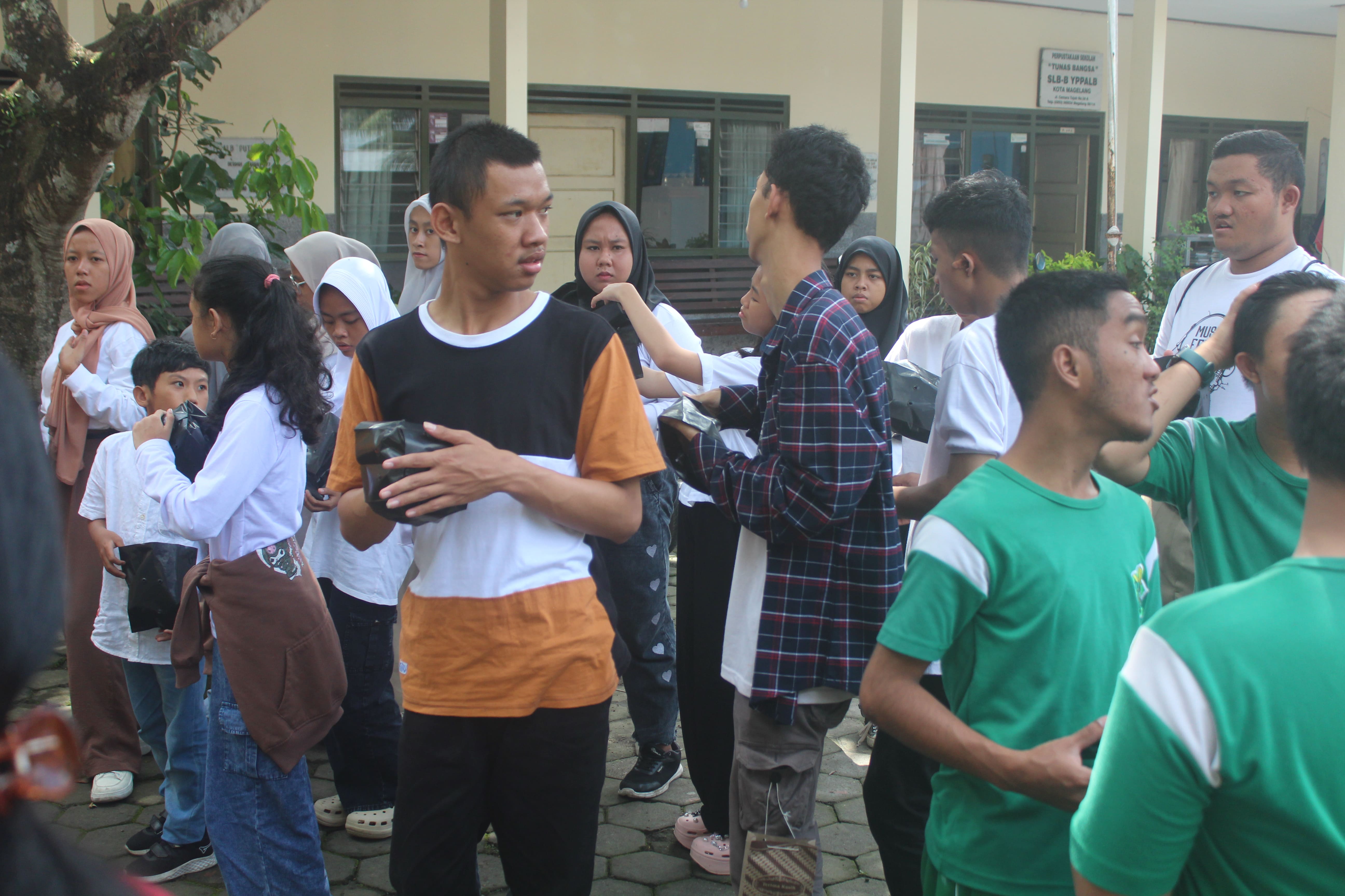 Persiapan menanam TOGA di halaman