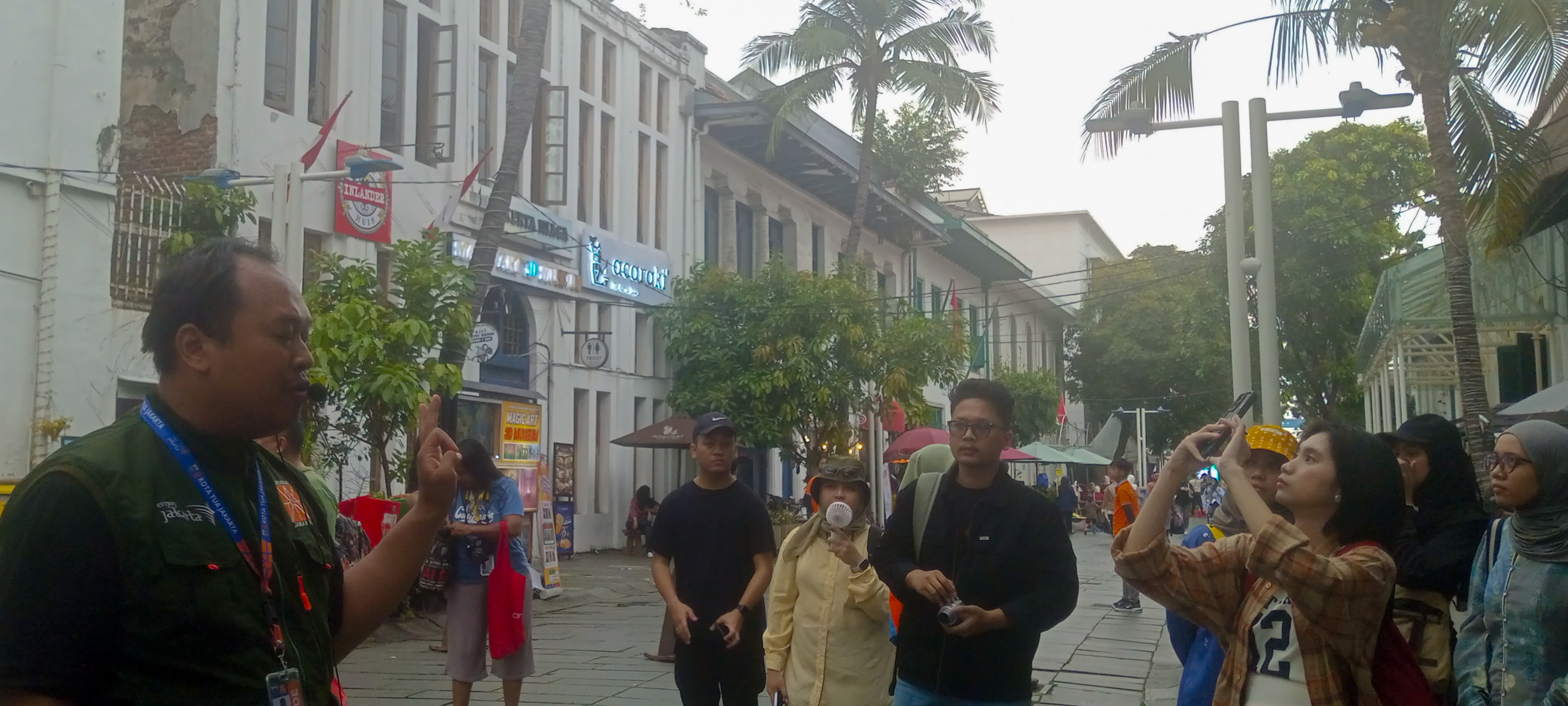 Kawan GNFI di Kota Tua Jakarta | Dok. Almer Sophian 