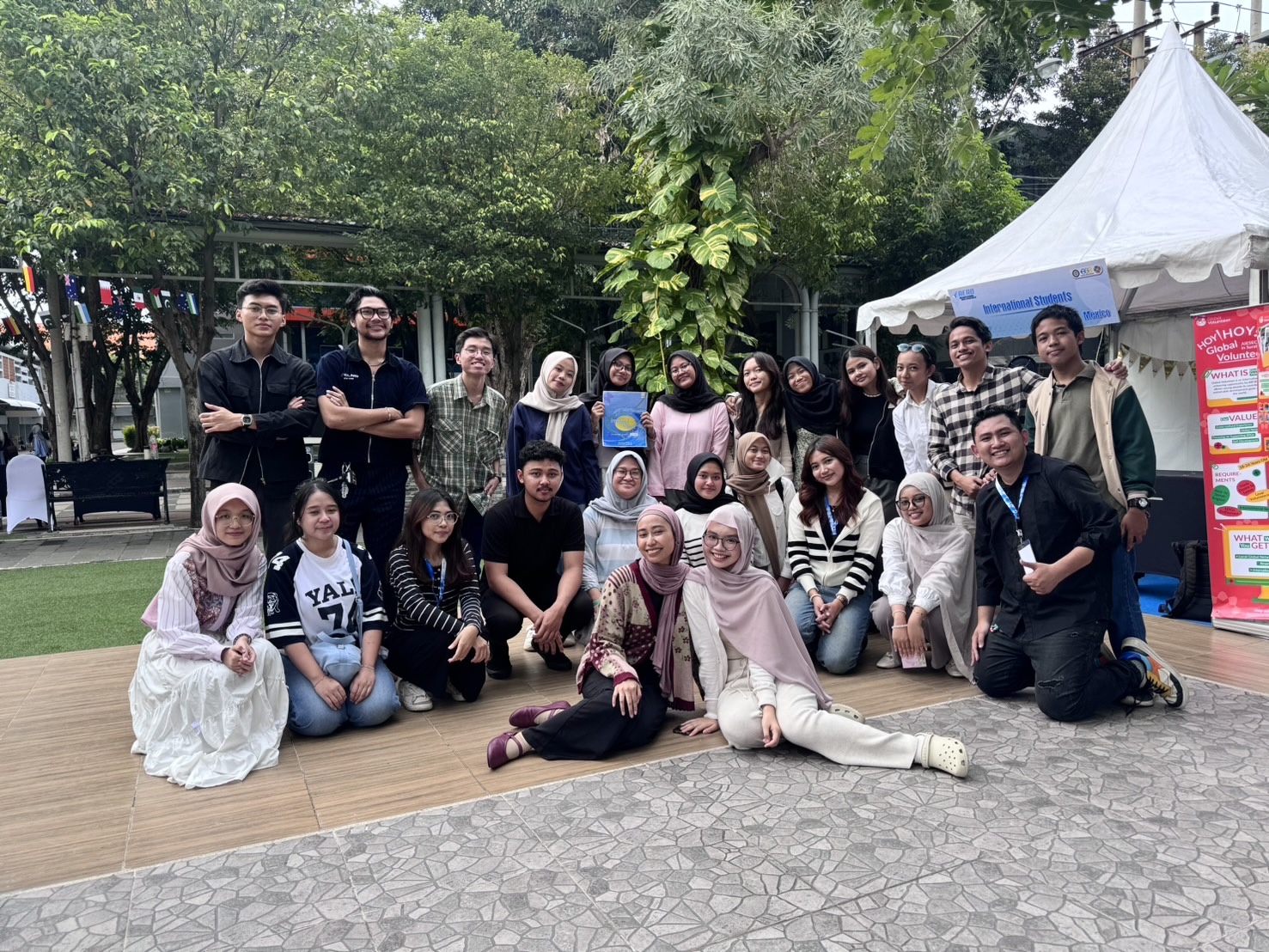 Beberapa kawan AIESEC in Surabaya hadir pada AERO UNAIR