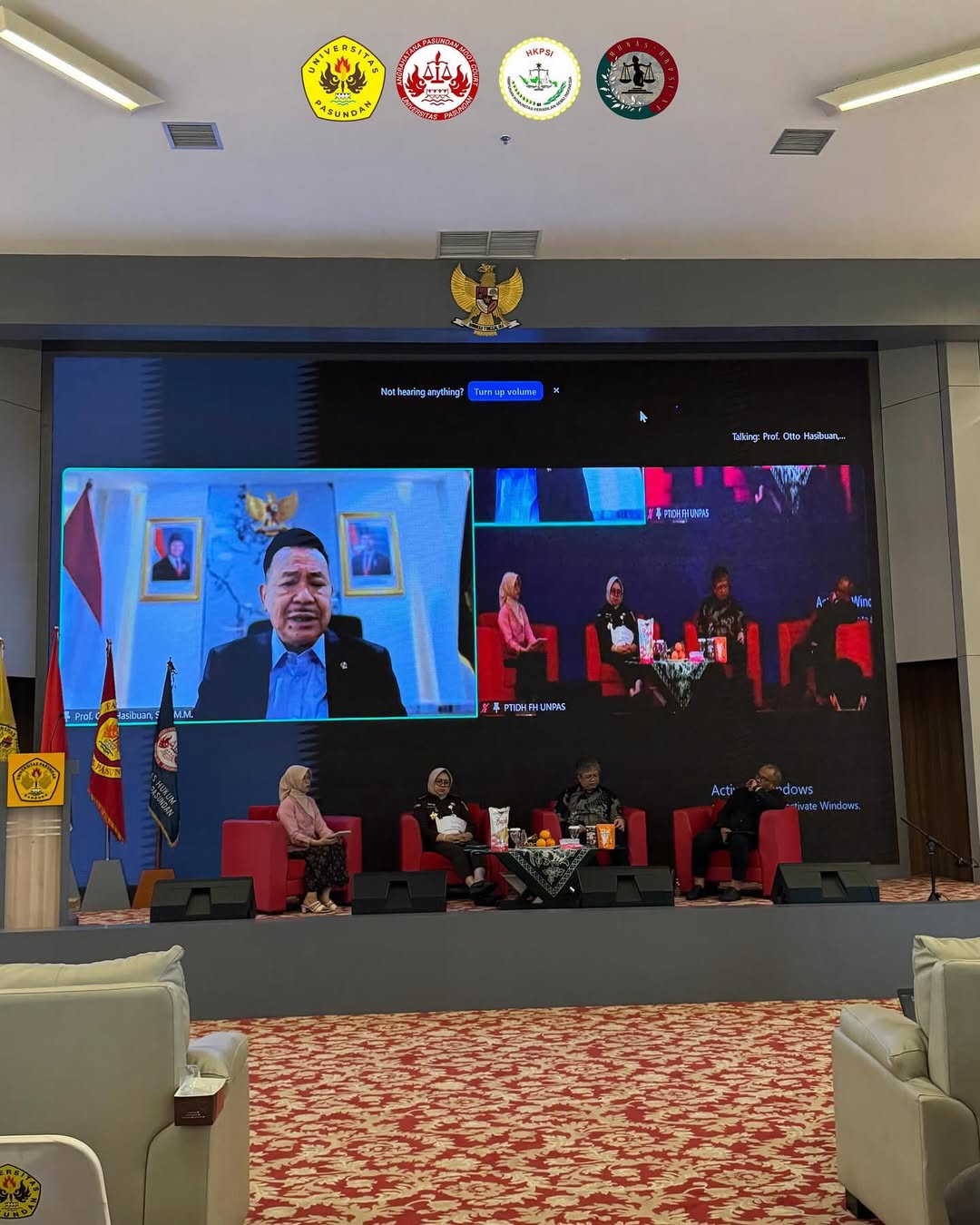 Otto Hasibuan dalam Seminar Nasional HKPSI. (Foto: APMC FH Unpas)