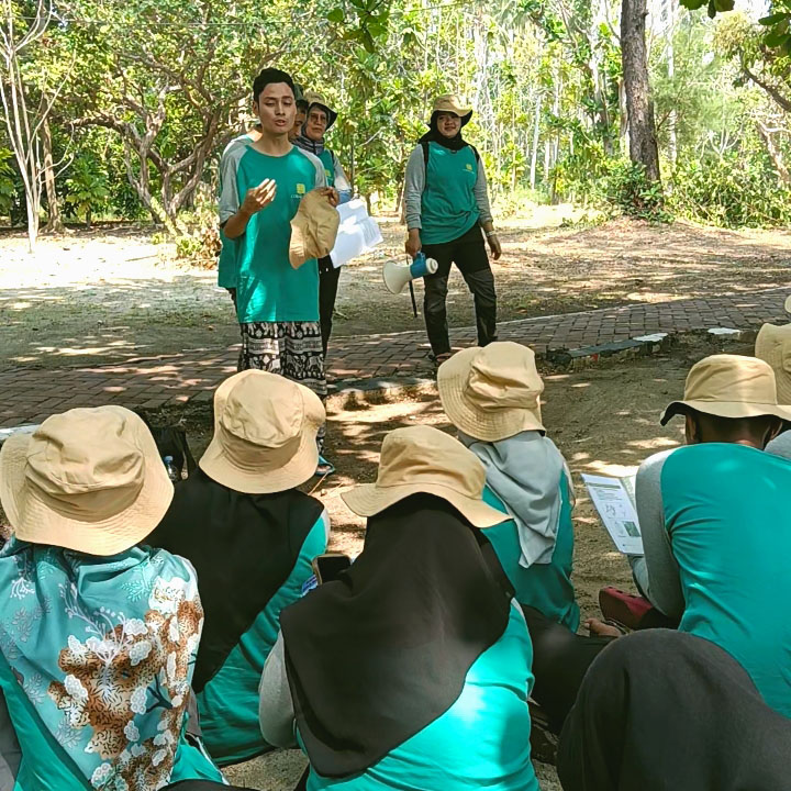 Ilustrasi Pemaparan Materi oleh Ariel Guslandi, Duta Mangrove Indonesia