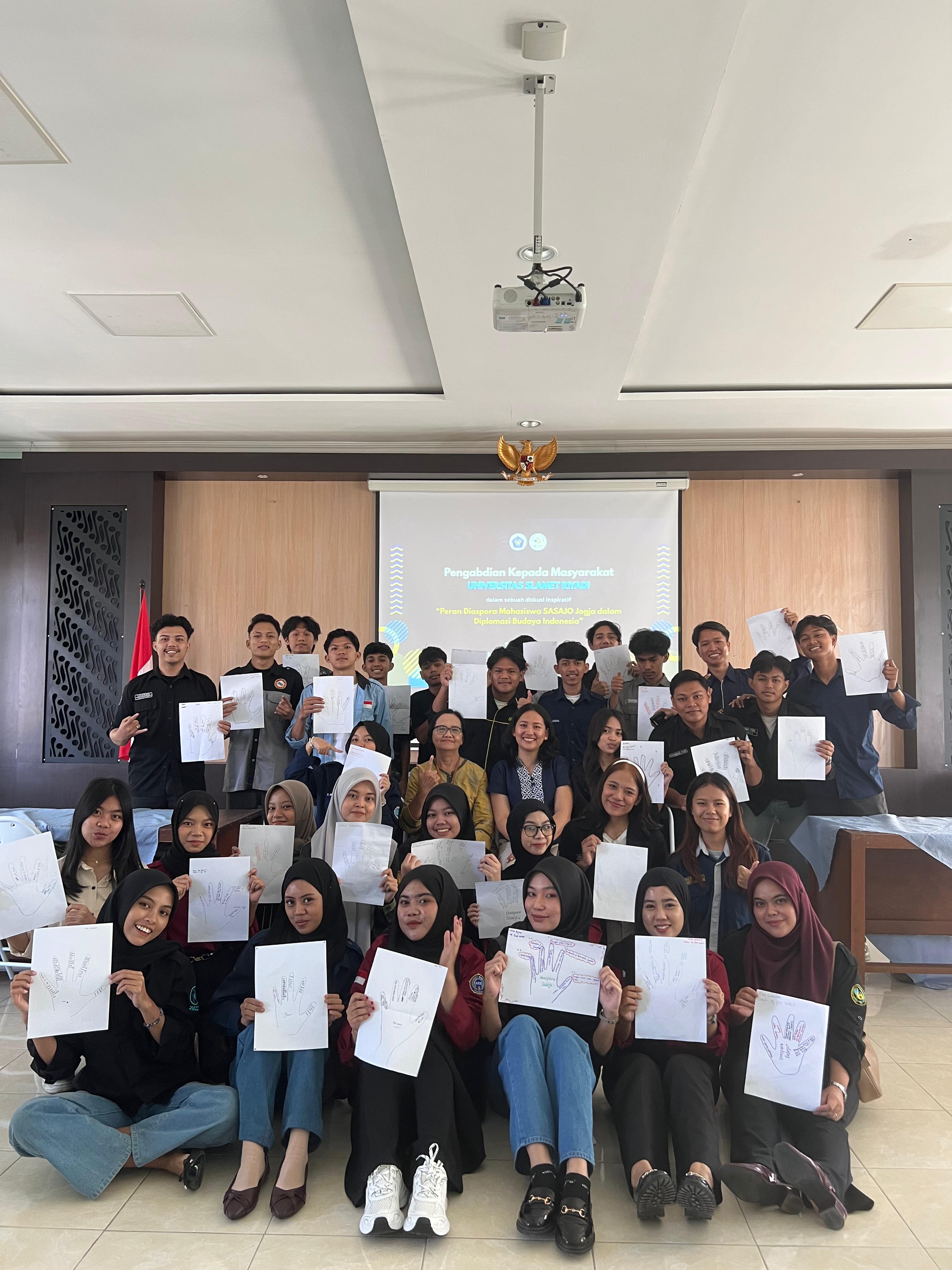 hasil gambar telapak tangan (Nurul Syakira)