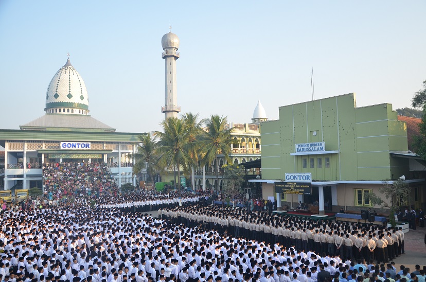 Momen Perayaan Menuju 90 Tahun Gontor | Foto: (Wikipedia | Humas Pondok Modern Darussalam Gontor)