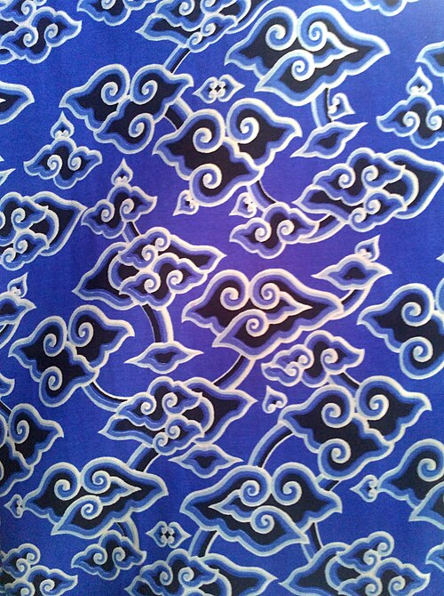 Motif batik mega mendung
