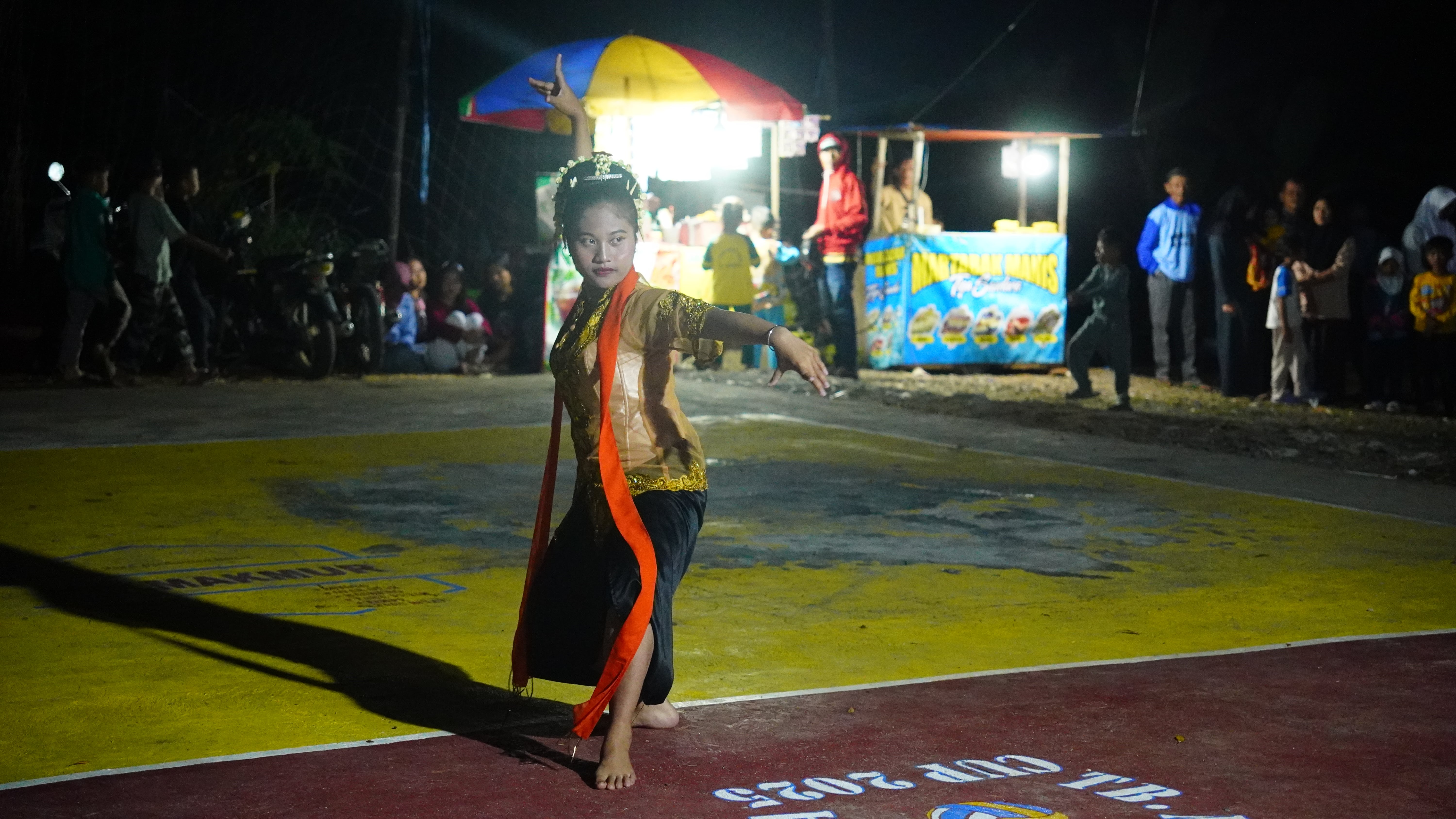 Penari Jaipong, Adhibah Najwa Fitria. Jumat, 18 Juli 2025.