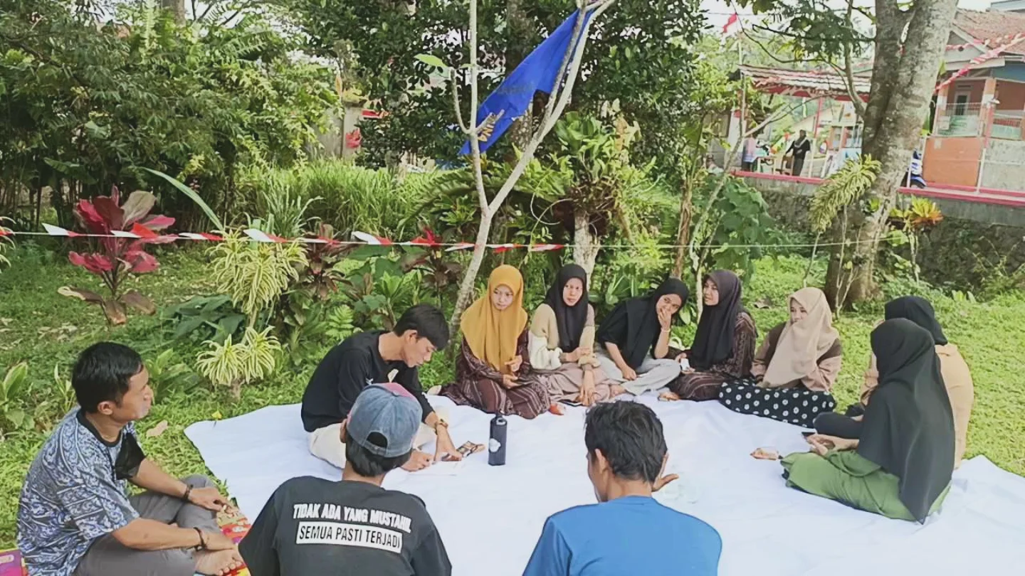 Kegiatan sharing sessions Kemerdekaan oleh Karang Taruna Desa Ciburayut | sumber: Dok. Pribadi Belgi Alhuda