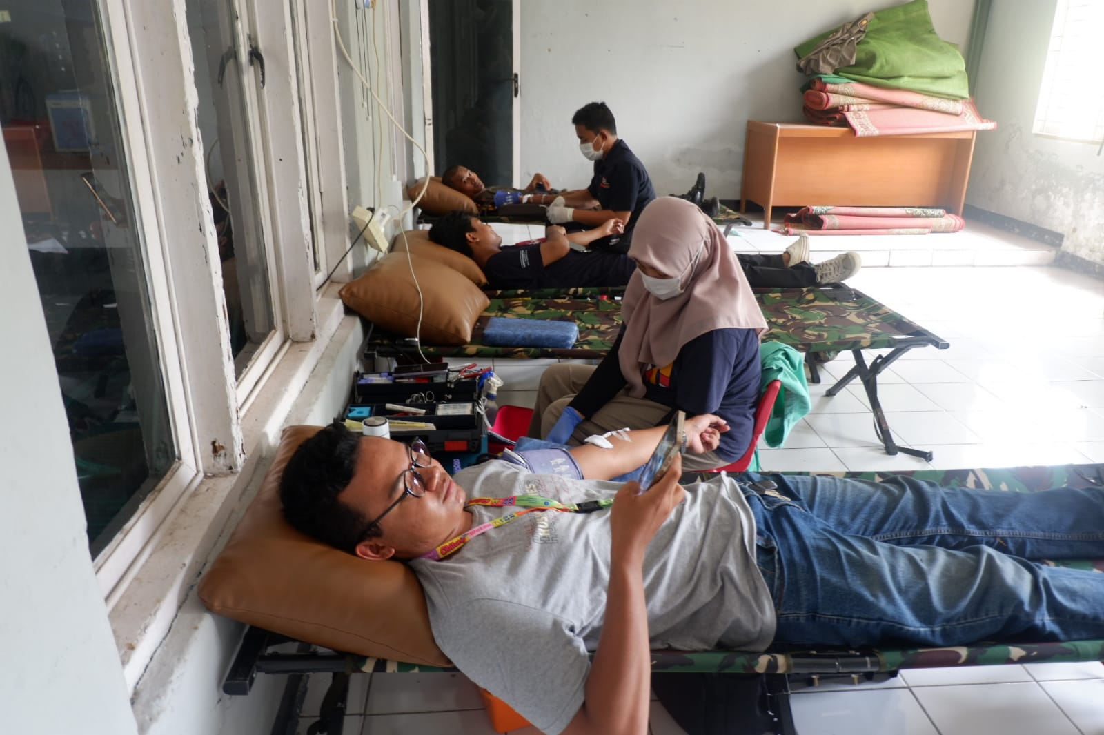 Peserta donor darah di Desa Pasarean