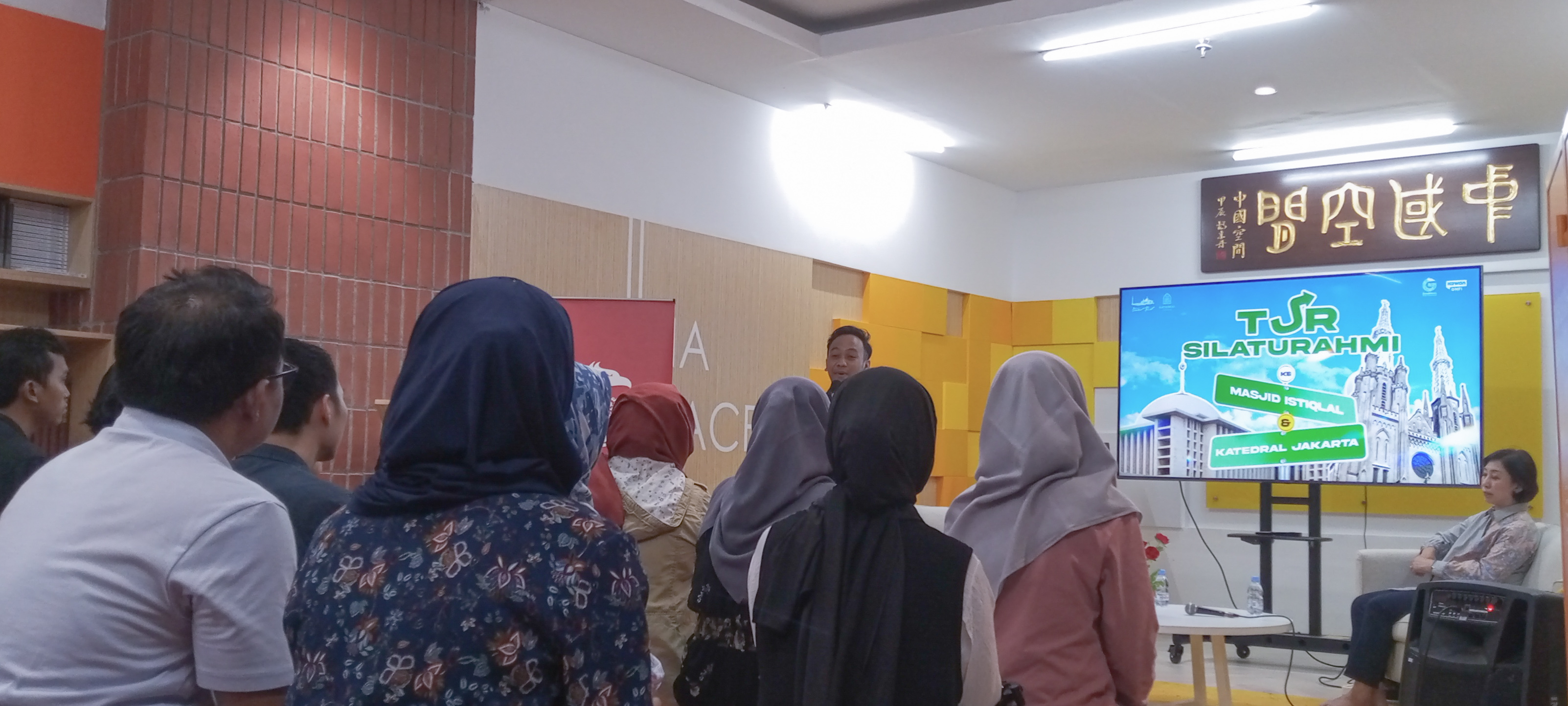 Kawan GNFI di China Space Perpustakaan Masjid Istiqlal | Dok. Almer Sophian