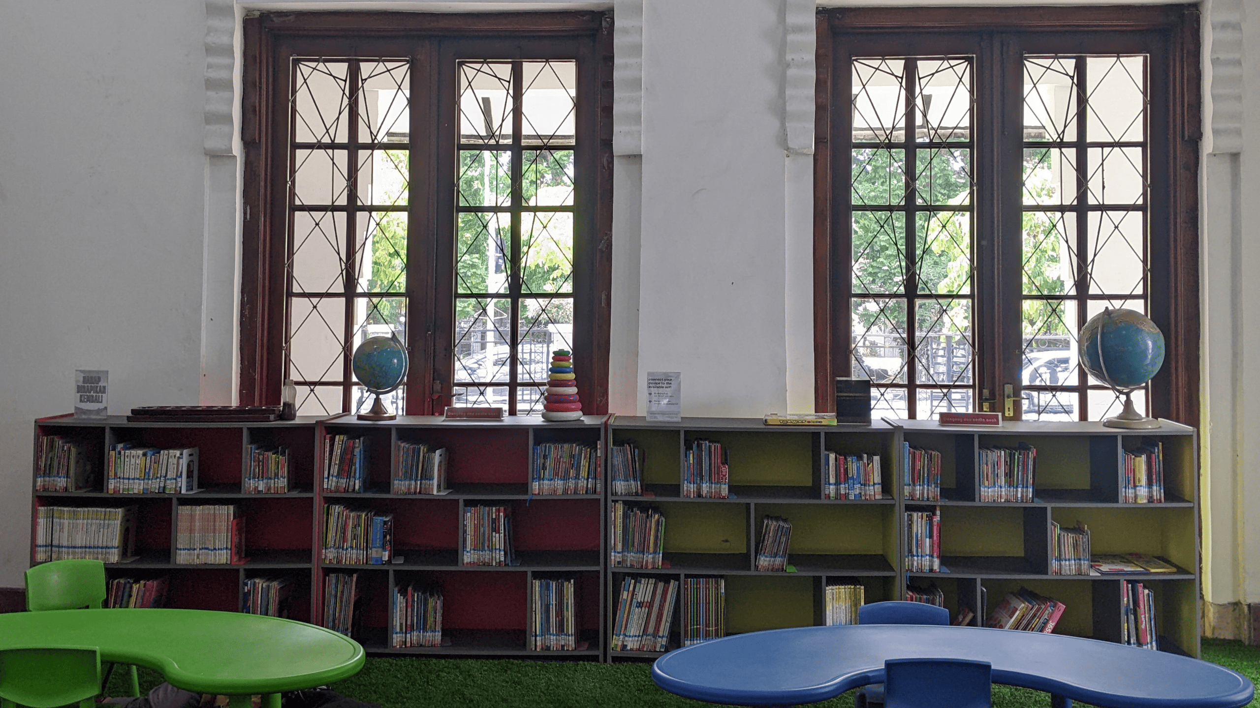 Perpustakaan Bank Indonesia di Surabaya