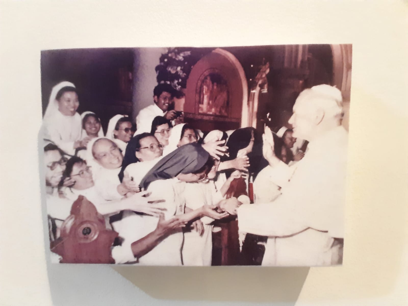  Paus Yohanes Paulus II pernah mengunjungi Indonesia, tepatnya pada Oktober 1989.