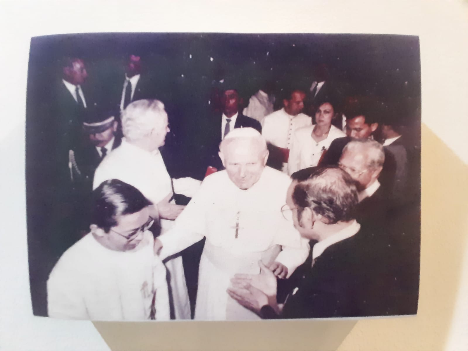  Paus Yohanes Paulus II pernah mengunjungi Indonesia, tepatnya pada Oktober 1989.