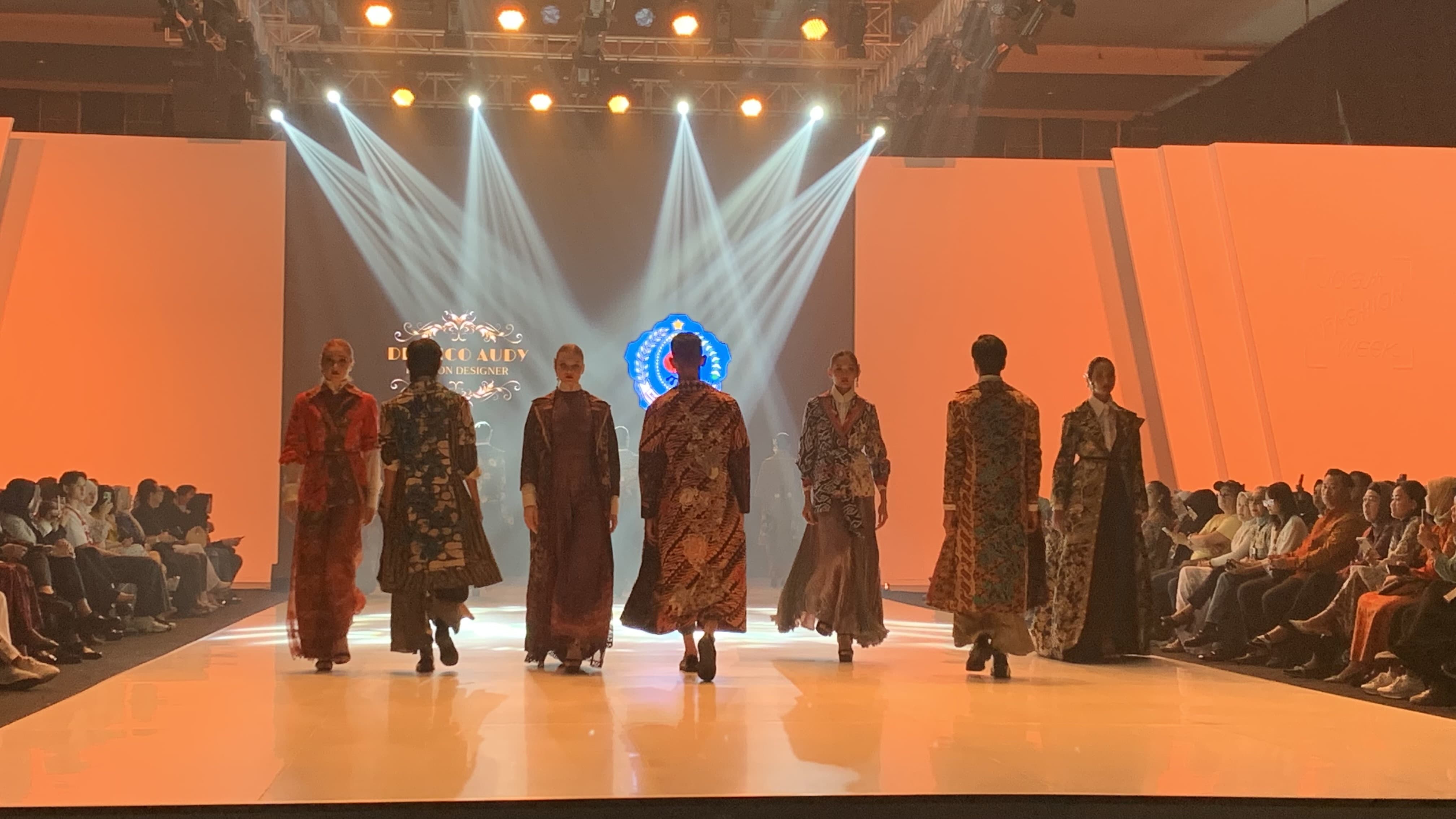 JOGJA FASHION WEEK 2025