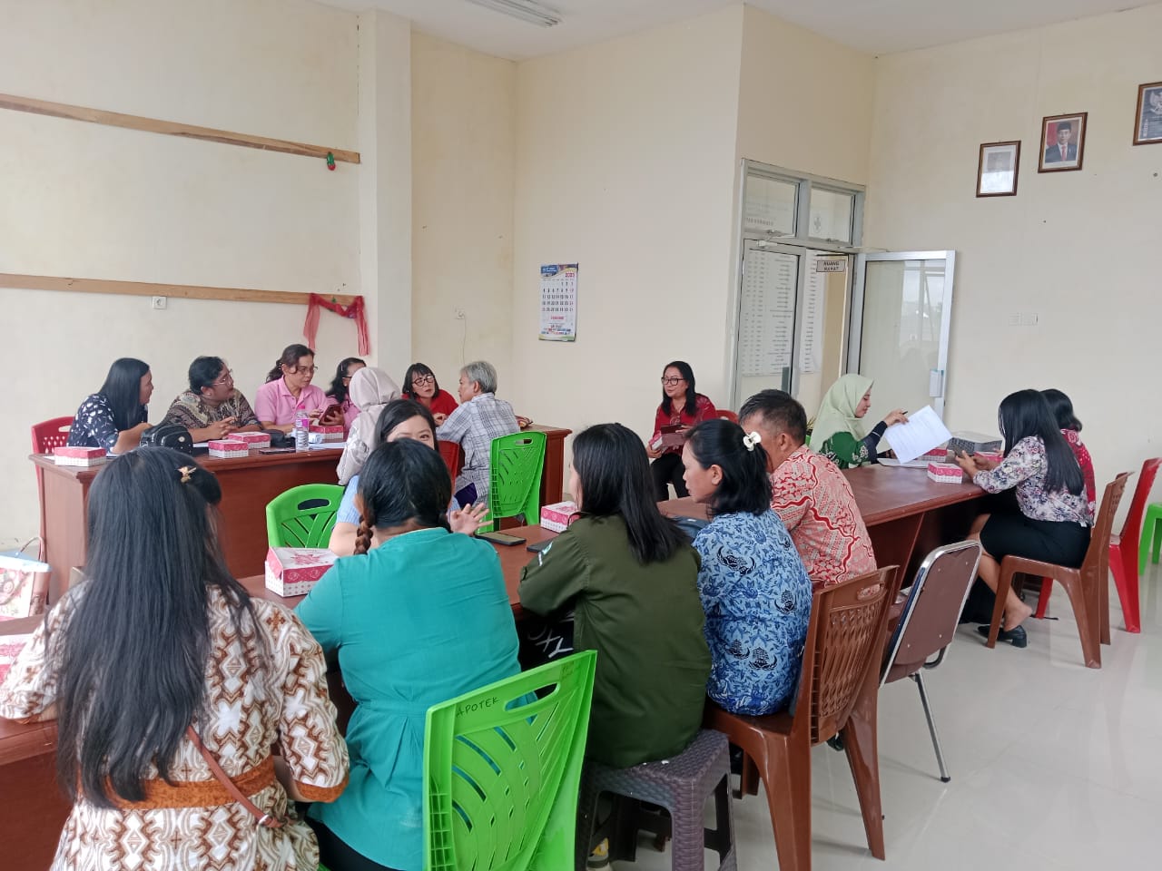 Kolaborasi lintas sektor untuk memperkuat monev program PMBA dan ASI Eksklusif di Minahasa Selatan. (Foto: Niti Emiliana)