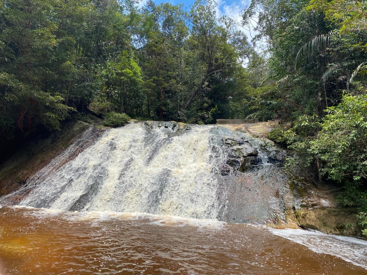 Pemandangan di Tingkat 2 Air Terjun Kelingkang, Desa Nanga Bayan, Kecamatan Ketungau Hulu, Kalimantan Barat | Dokumentasi Pribadi