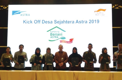 Priska menerima apresiasi Satu Indonesia Award 2019 | Koleksi Priska