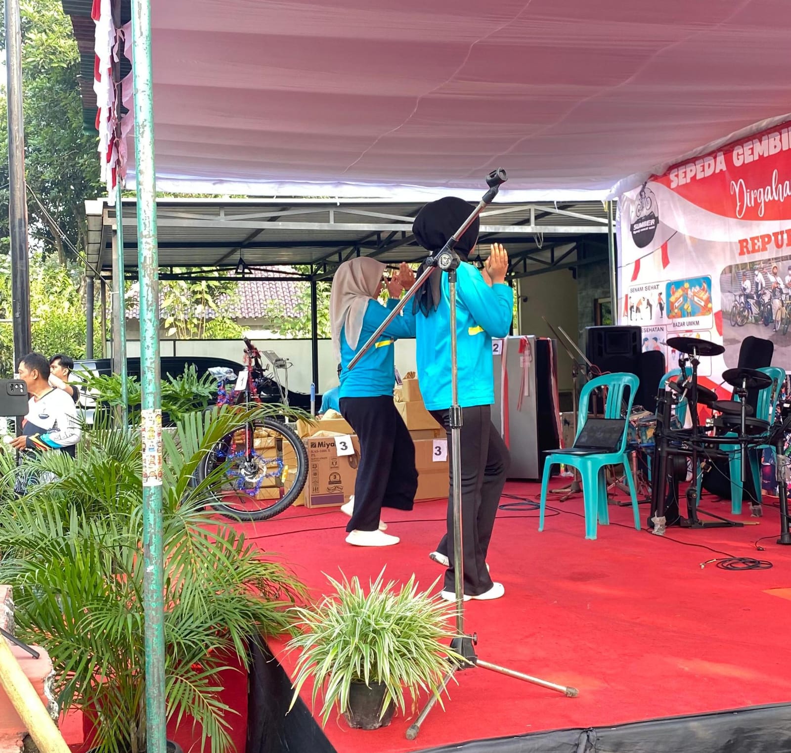 senam bersama KKN 65 Unisa Yogyakarta