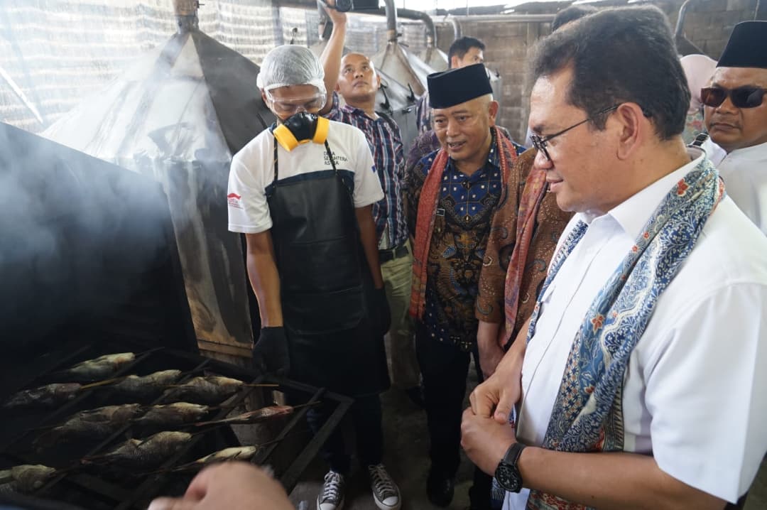 Ikan lele dan nila asap Desa Sananrejo | Foto: (Instagram | @prokopimkabmalang).