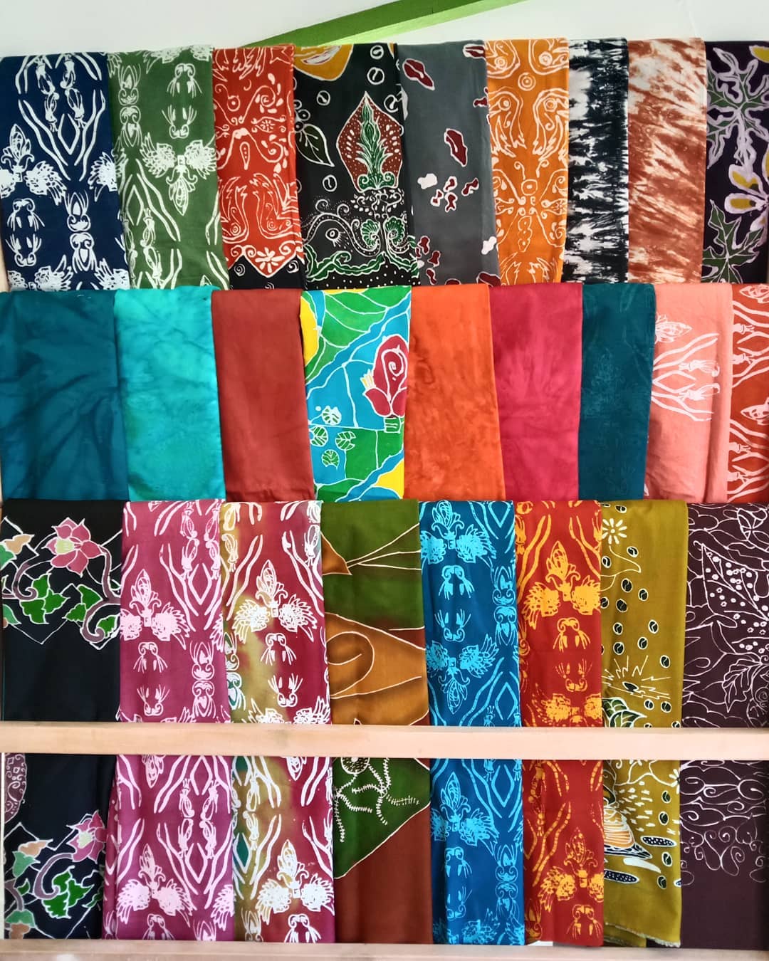 Batik Sujo produk unggulan Desa Sumberejo | Foto: (Instagram | @batik.sujo).