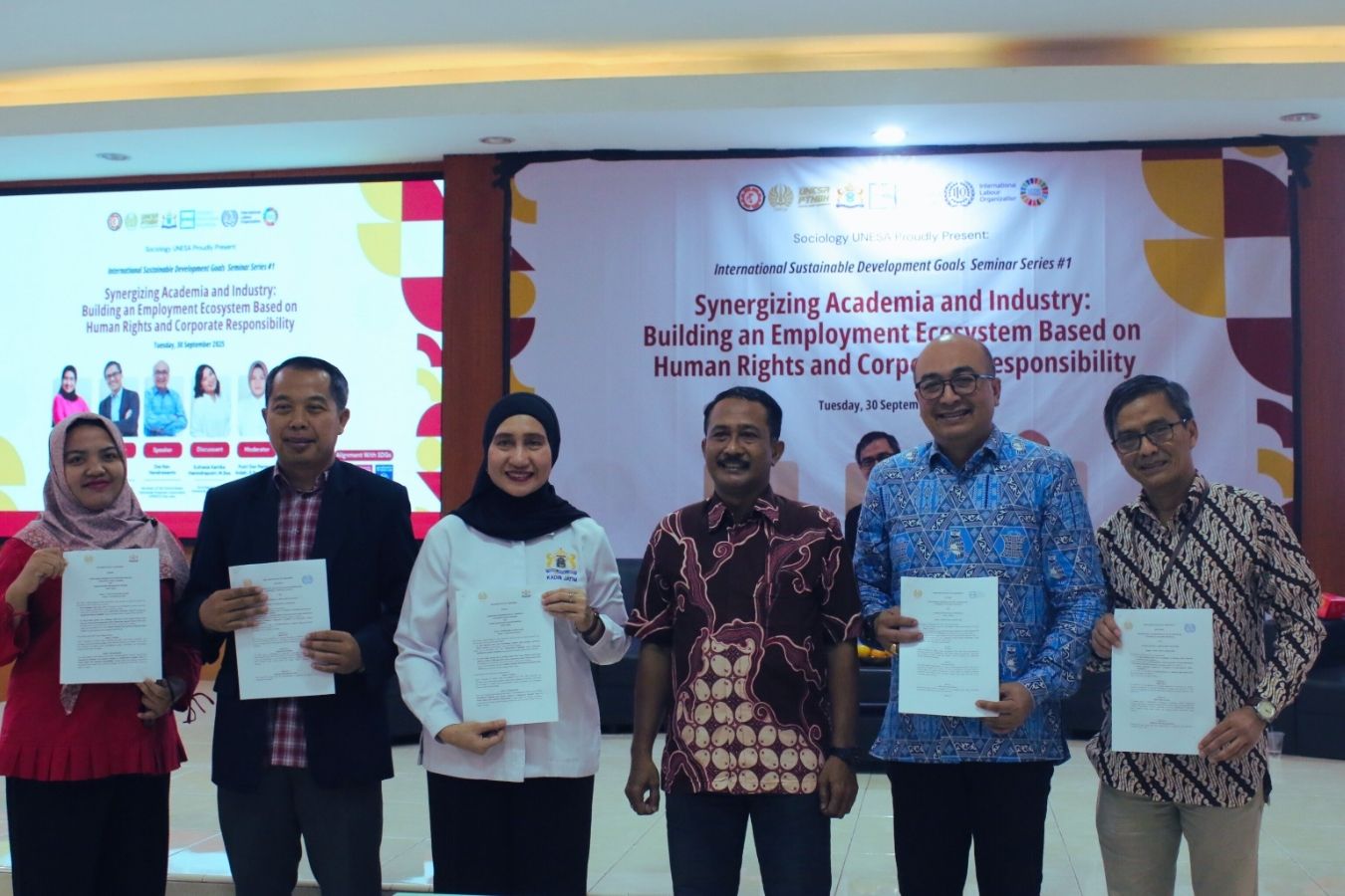 (2) Prodi Sosiologi UNESA Gelar Seminar Internasional, Dukung Sinergi Akademisi dan Industri untuk Ekosistem Kerja Inklusif 