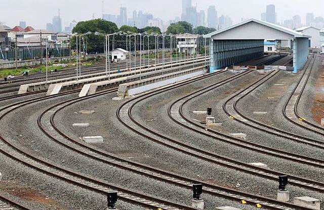 Depo Kereta Api Cipinang Terbesar di Indonesia | WikimediaCommons/Direktorat Jenderal Perkeretaapian