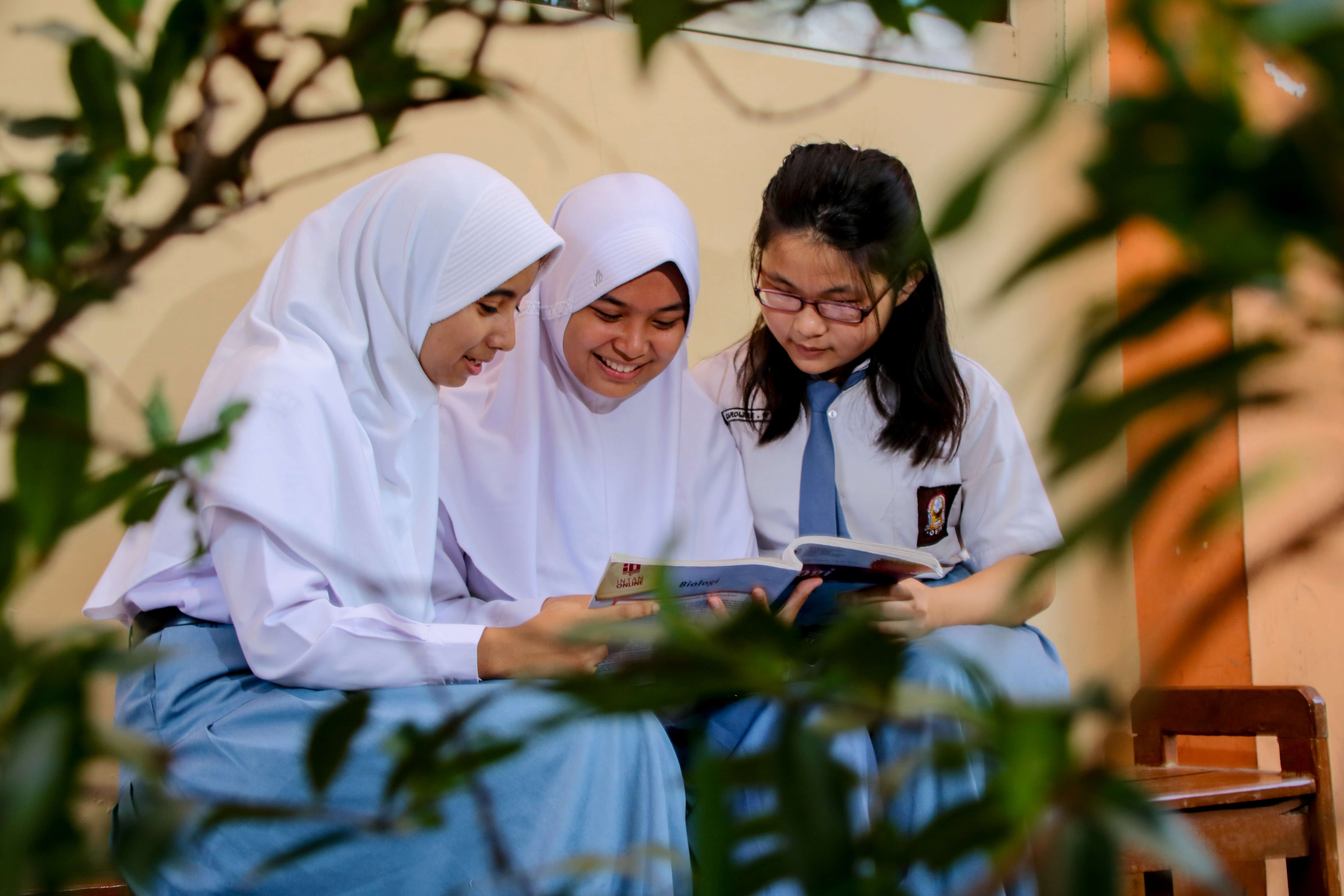 Ucapan Hari Pelajar Sedunia 2025 Bahasa Inggris dan Artinya | Sumber: Unsplash @Ed Us