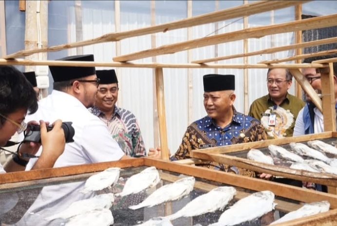 Produk Perikanan di Desa Sananrejo | Foto: Instagram/@prokopimkanmalang