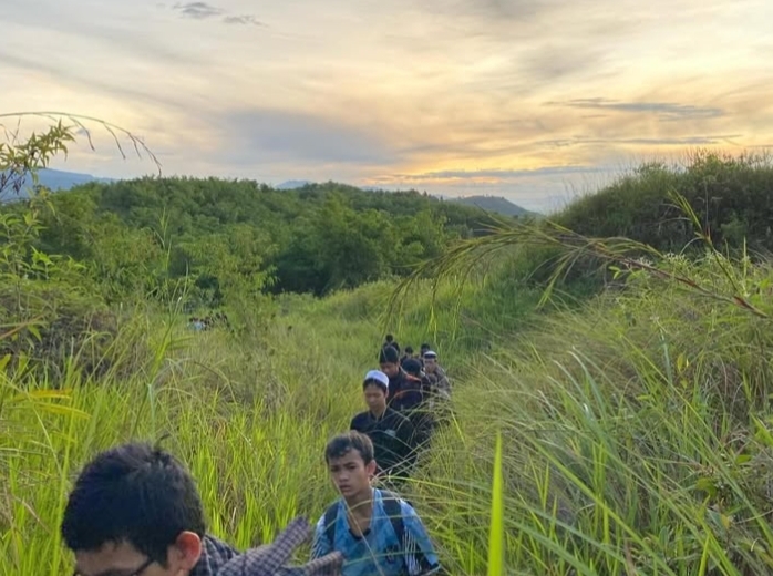 Trekking di KBA Cisande, Sukabumi Jawa Barat | Foto: Instagram/@desawisatacisande