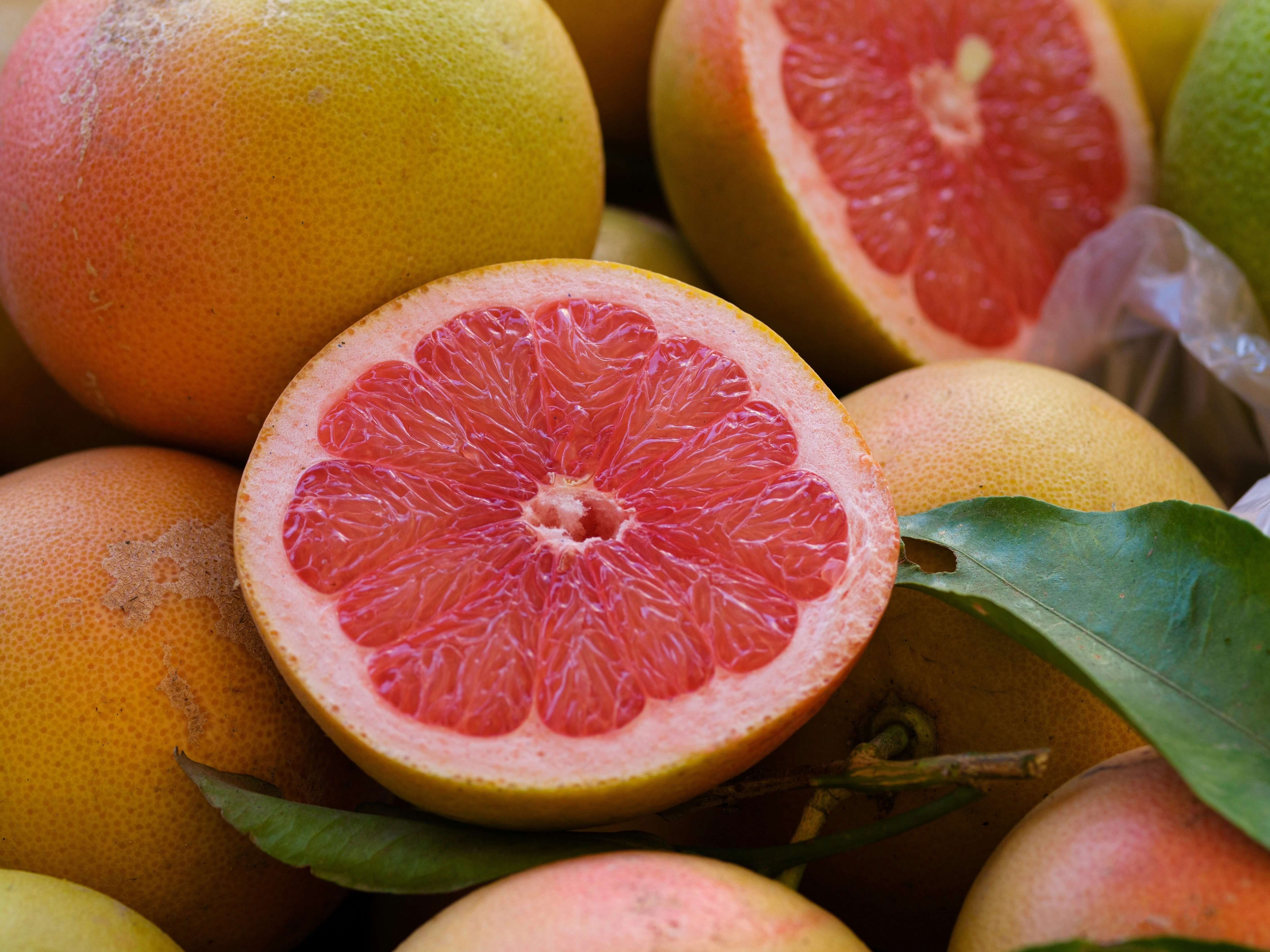 Bukan Anggur Tapi Grapefruit, Buah yang Perlu Dihindari Penderita Asam Lambung | Sumber: Unsplash @Muhammad Hassam