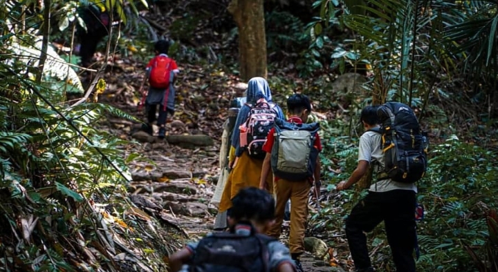 Potret perjalanan menuju Badui Dalam
