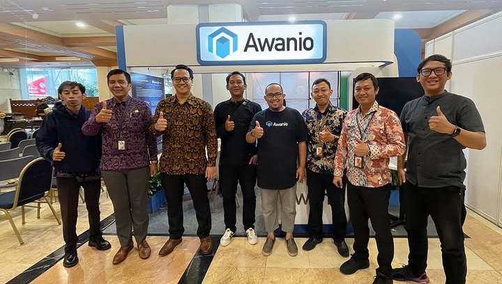 Potret Irfan Yuta Pratama bersama para penggiat IT dalam acara Business Matching V di Balai Kota DKI Jakarta | Instagram Awanio