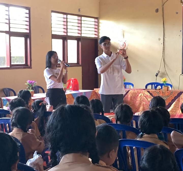 Potret kegiatan edukasi GBS kepada anak sekolah | Instagram Gigi Bali Sehat