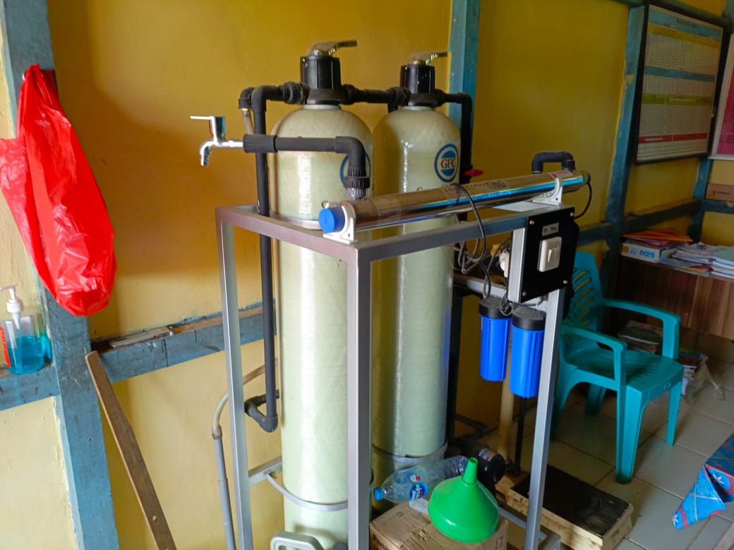 Bantuan alat filter air di SDN 06 Rentong yang terbengkalai | Dokumentasi Pribadi