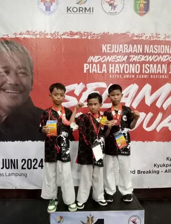 Potret anak-anak Dojang KBA Banjarsuri meraih kejuaraan nasional Taekwondo | Instagram KBA Banjarsuri