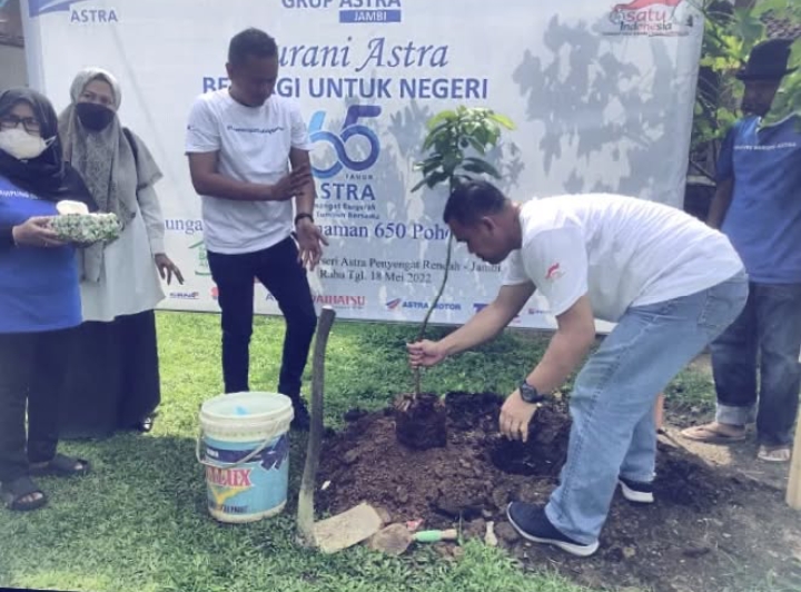 Potret kegiatan menanam pohon | Instagram KBA Penyengat Rendah