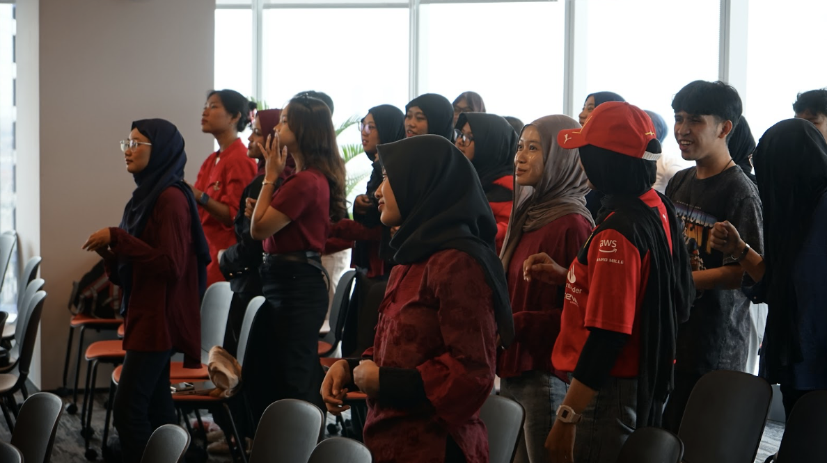 Para delegates yang hadir pada sesi