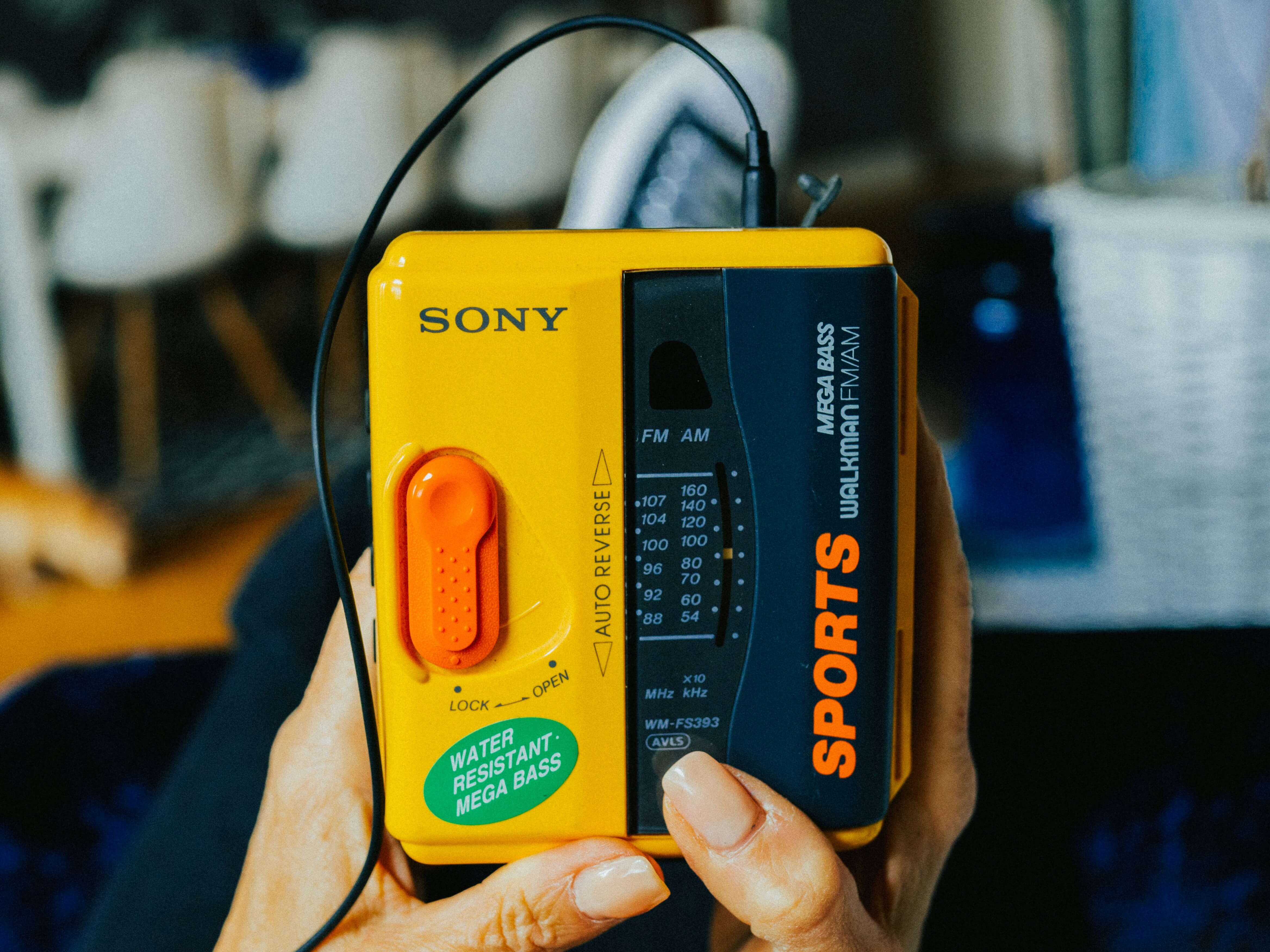 Inspirasi Ide Kado Hari Ayah Simple dan Murah, Unik dan Bikin Nostalgia Juga | Sumber: Unsplash @Silas Gregory