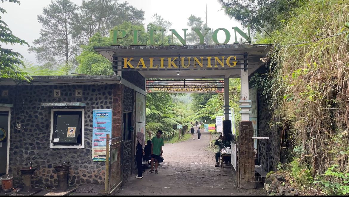Pintu masuk Owa Plunyon Kalikuning | Foto : Dokumen Pribadi