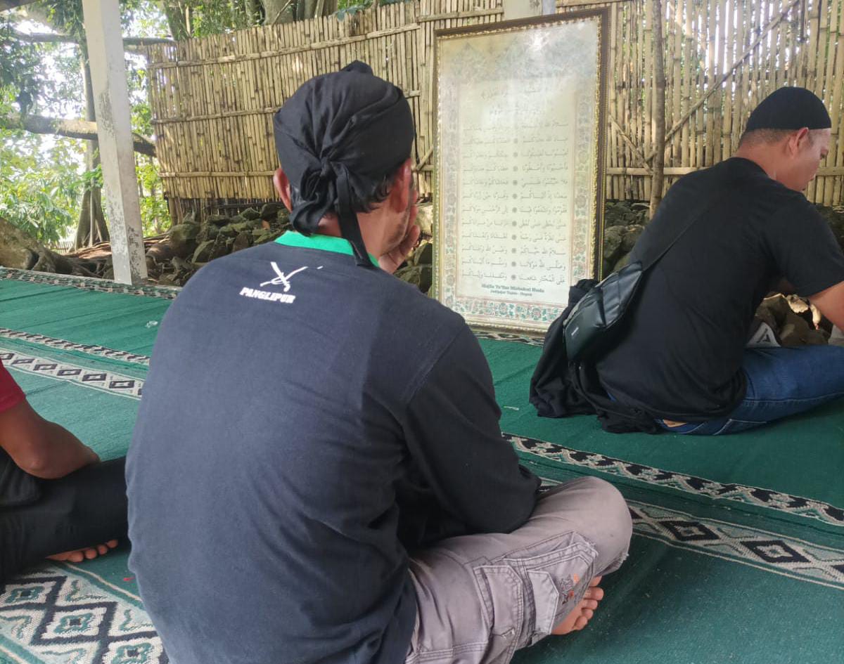 Ruangan tempan berdoa di depan makam Syekh Jafar Sidik/Foto : Dok. Pribadi (Agus Kusdinar)
