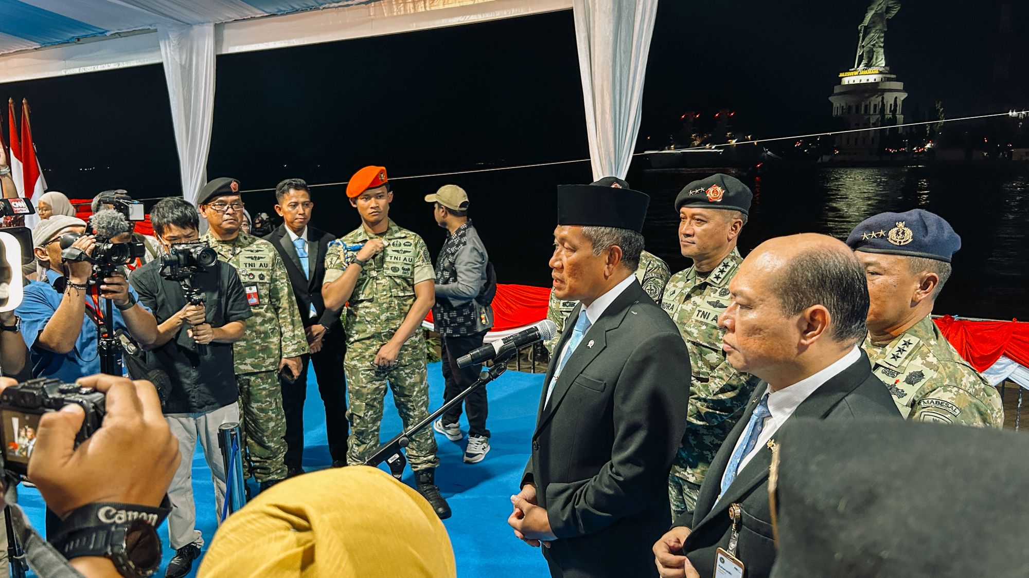 Suasana Peluncuran Frigate Merah Putih (KRI Balaputradewa) di Surabaya, Kamis (18/12) | Foto: GNFI/Angelia Gunawan