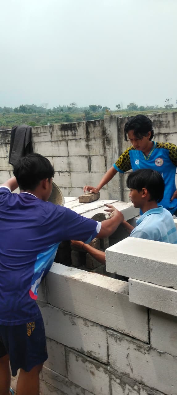 Dokumentasi pembangunan Rocket Stove