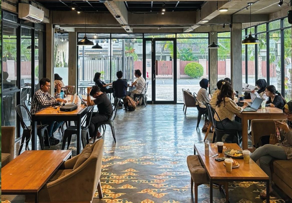 Suasana di Kaktus Coffee Jogja