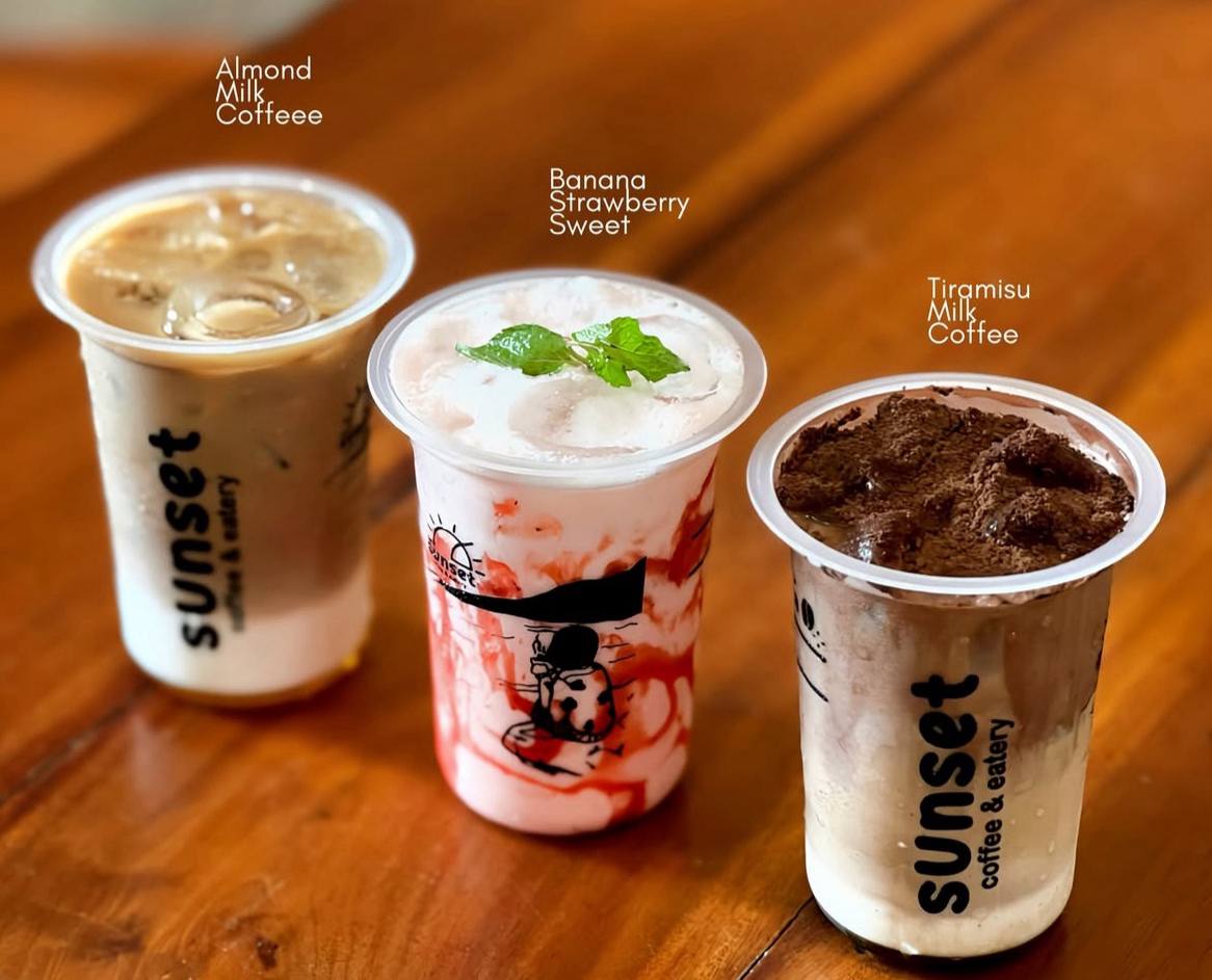 Minuman di Sunset Coffee & Eatery Jogja