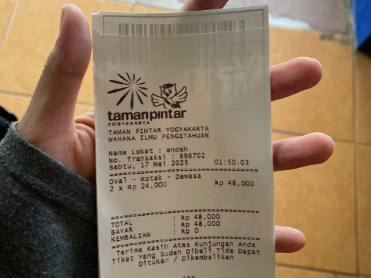 Harga tiket masuk Taman Pintar Yogyakarta hanya Rp24.000,00 per orang. | (Dokumentasi milik pribadi)