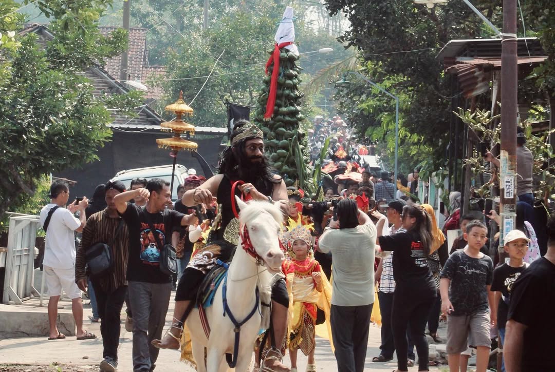 Sejarah Pasar Keramat Pacet | Instagram | @pasar_keramat