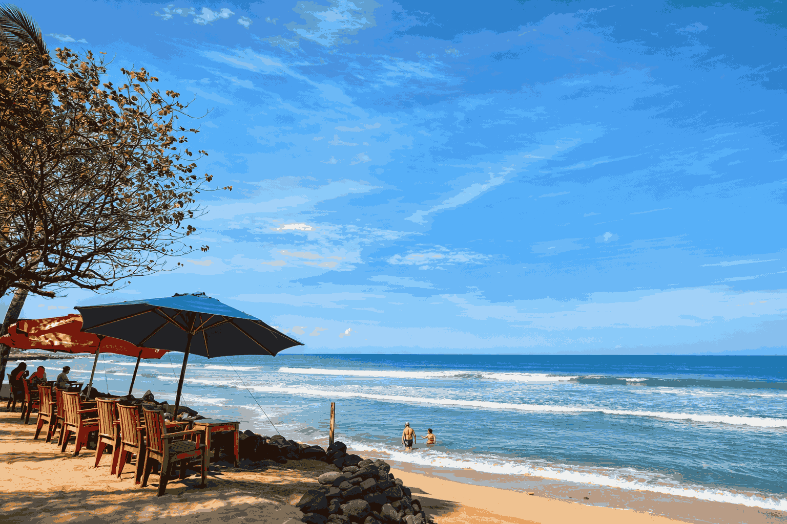 Pantai ini bukan sekadar tempat, melainkan pengalaman psikologis (Foto: Mikaela)