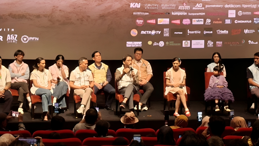 Upie Guava Sutradara Pelangi di Mars Saat Press Conference | Dokumentasi Pribadi