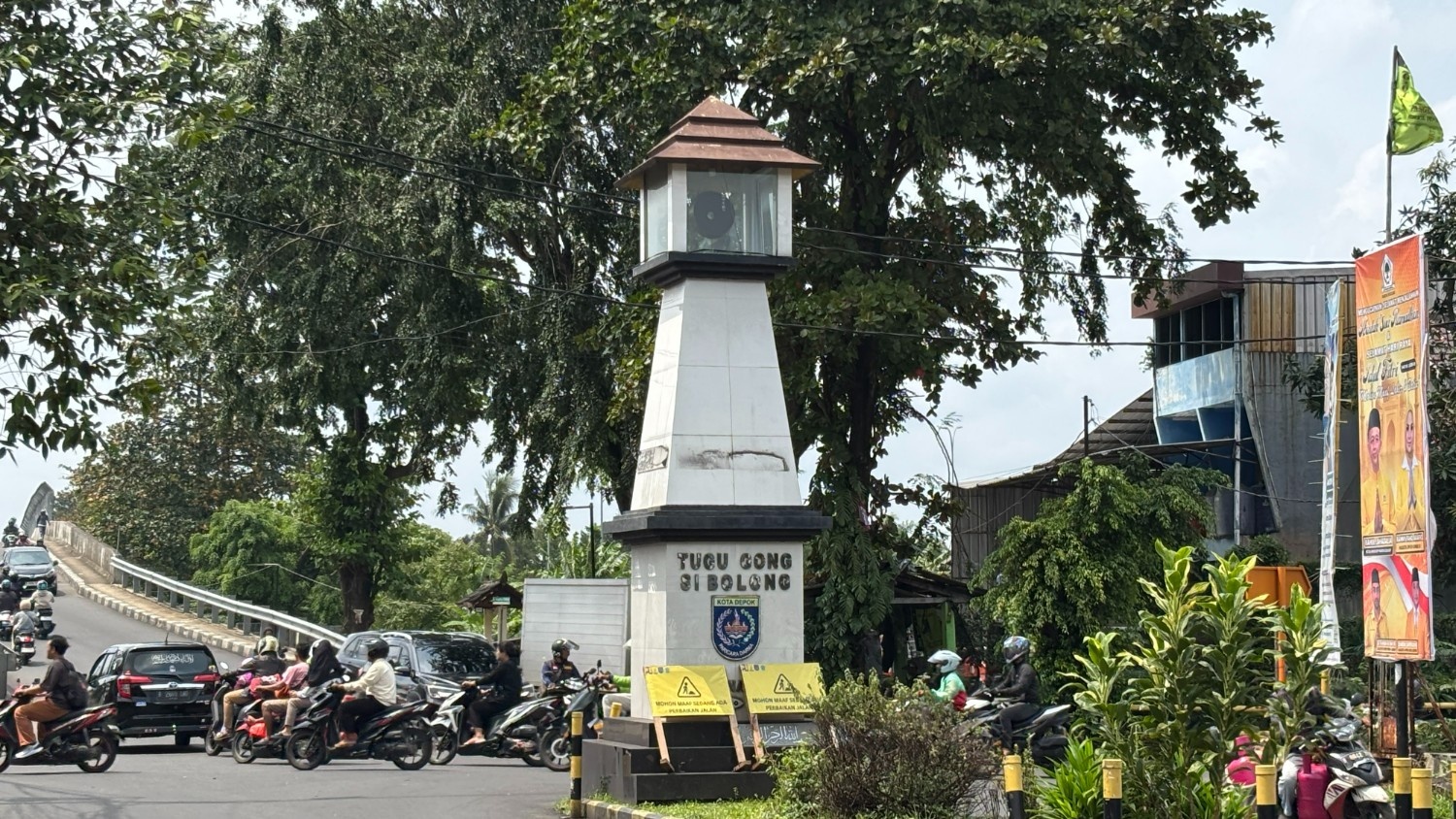 Potret Tugu Gong Si Bolong | Sumber: Dokumentasi Pribadi @Revaldy Latumeten