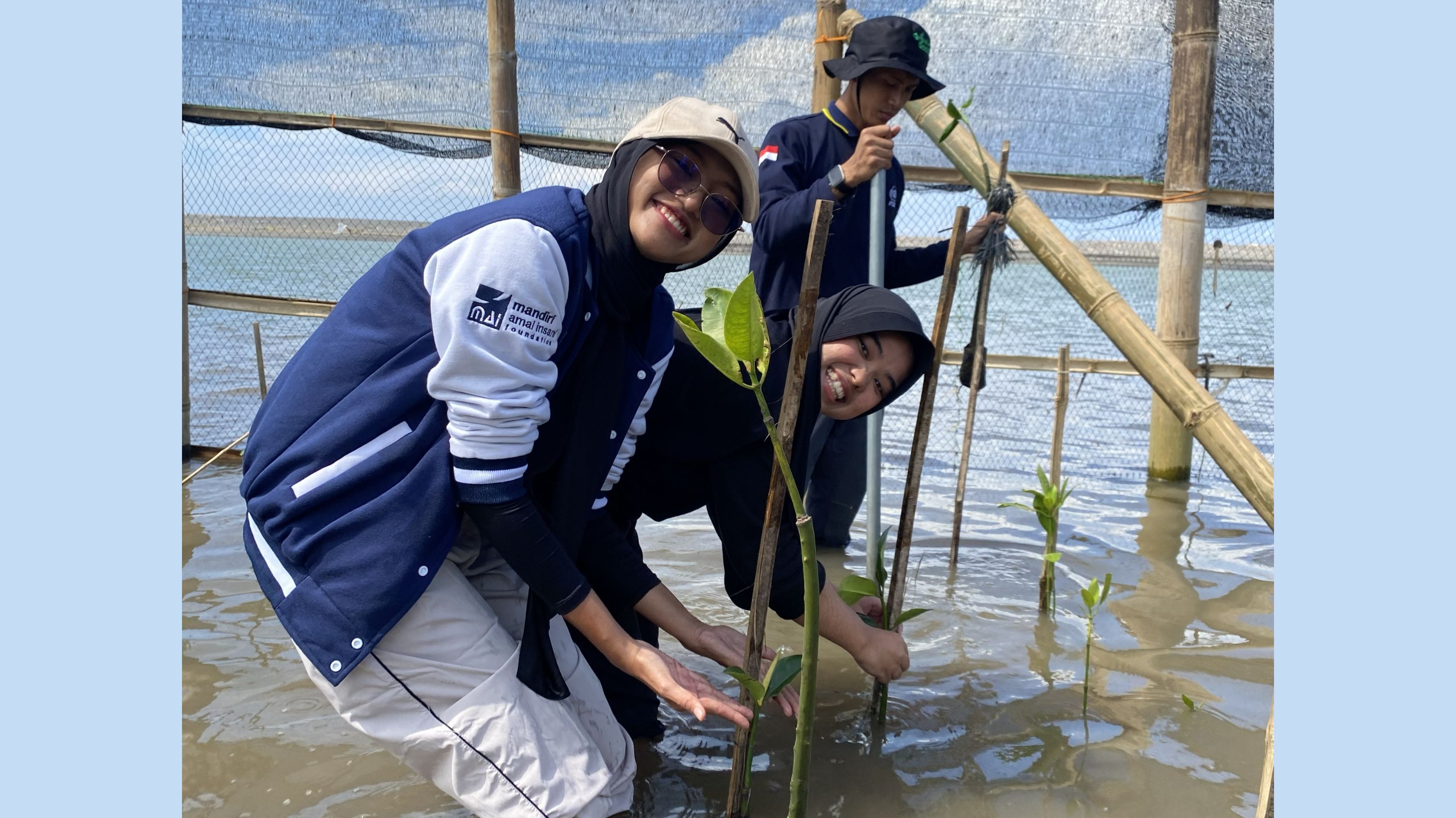 Kegiatan Green Coast Baros di kawasan Hutan Mangrove Baros DIY, Sabtu (14/3) | Foto: Green Coast Baros Center