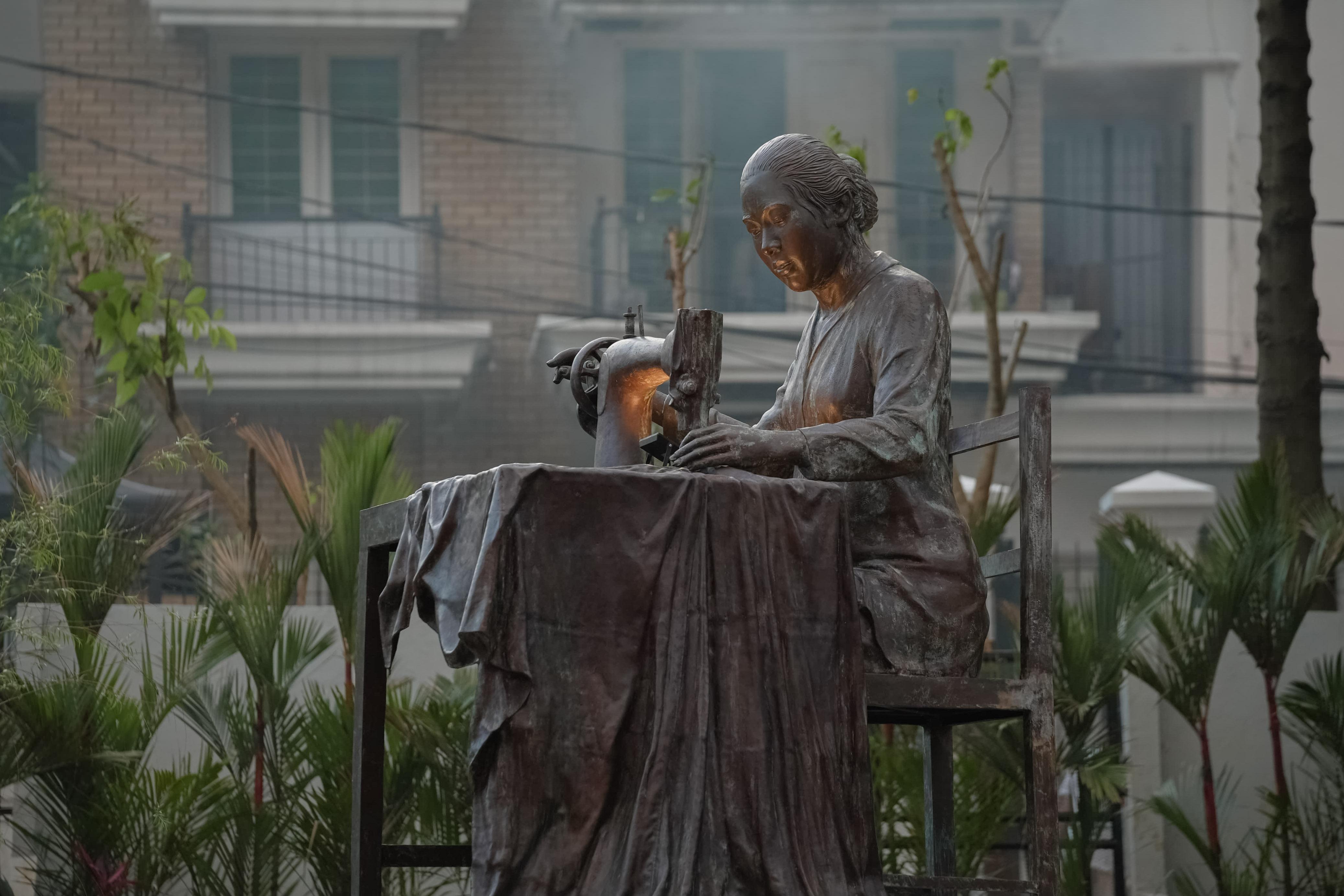 taman bendera pusaka, taman bendera pusaka Jakarta, patung fatmawati